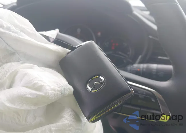 3MVDMBBMXRM703373: 42766547