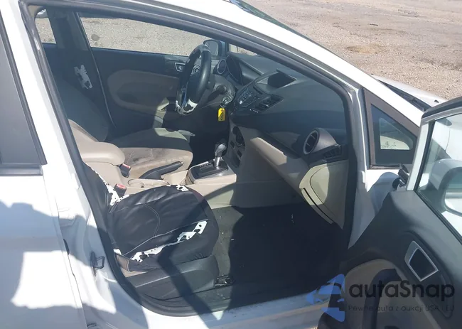 3FADP4BJ0GM114927: 42765664