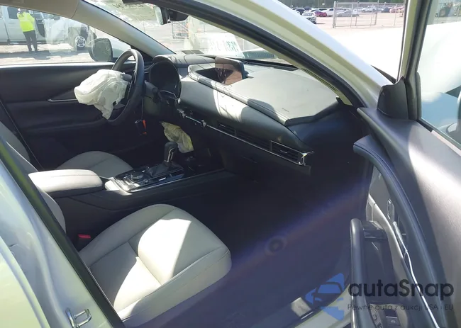 3MVDMBCM6RM613460: 42765784