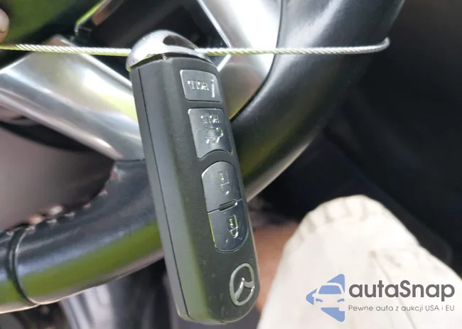 3MZBM1V70EM118026: 42765809