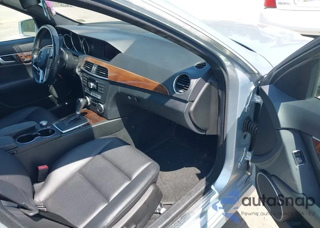 WDDGF8AB0EA963550: 42765916