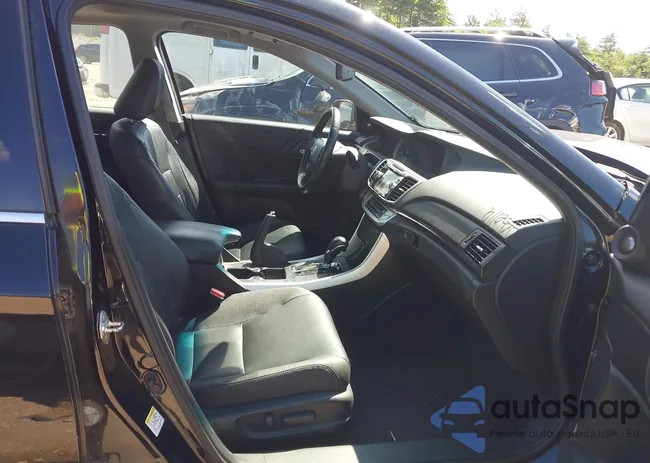 1HGCR3F88DA034643: 42765978