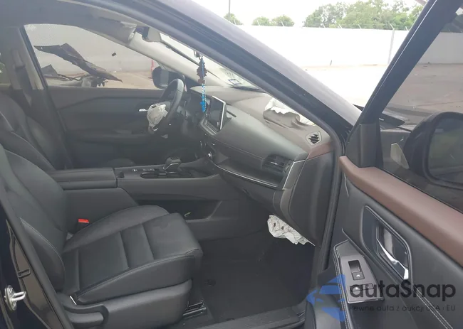 JN8BT3BAXPW009789: 42767365