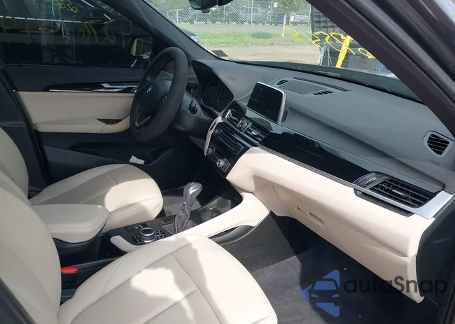 WBXHT3C59K5L37617: 42767549