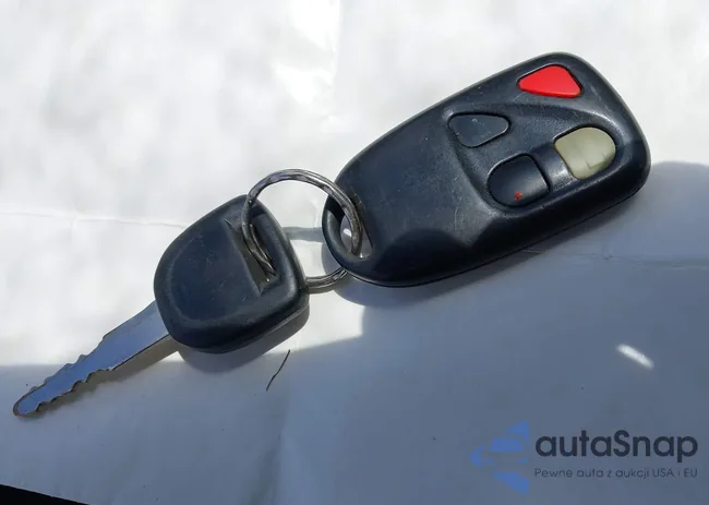 JM1BK32G491237581: 42766657