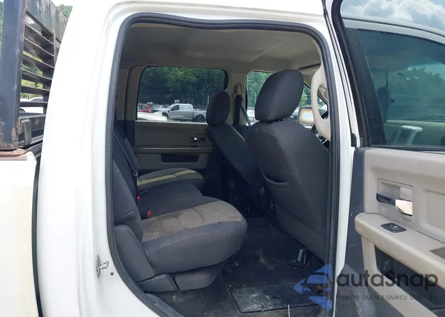 3C6UD5JL5CG156473: 42766675