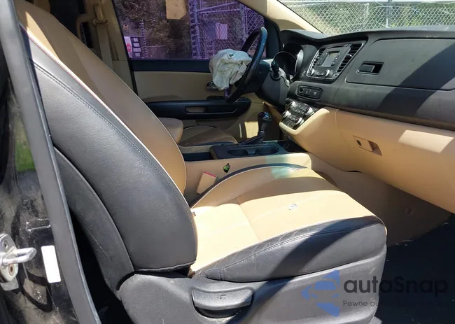 KNDMB5C17G6212995: 42768043