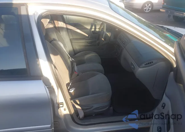 1FAFP53U85A274023: 42768185