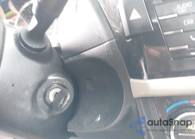 2T1BURHE3FC318372: 42768218