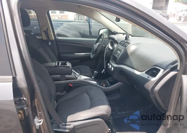 3C4PDDBG1GT200919: 42768282