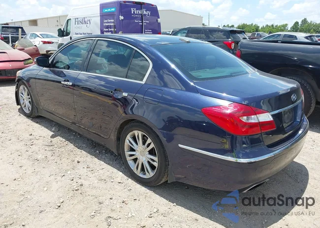 KMHGC4DD6CU203980: 42768298