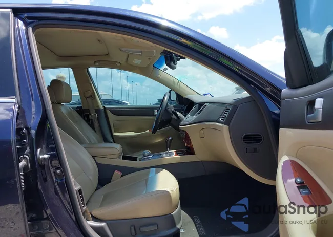 KMHGC4DD6CU203980: 42768298