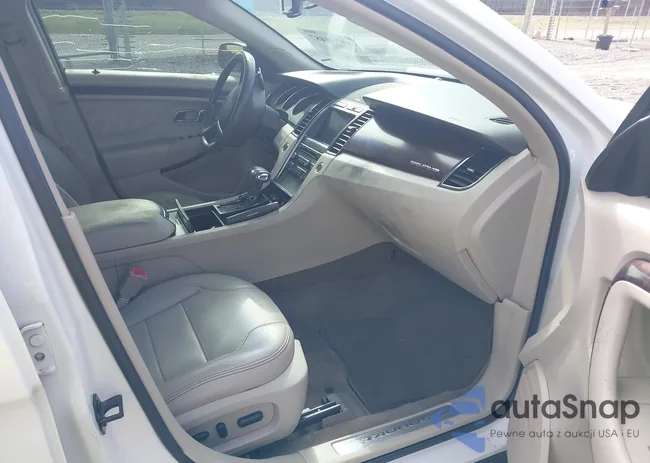 1FAHP2FW7CG113693: 42768487