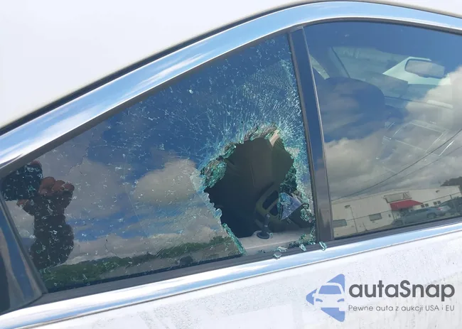 1FAHP2FW7CG113693: 42768487