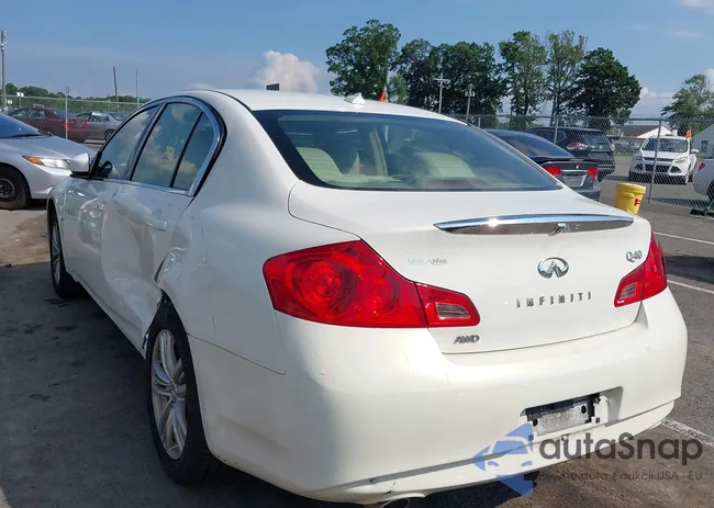 JN1CV6AR1FM522865: 42768541