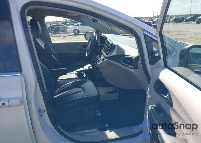 2C4RC1BG9PR560226: 42768553