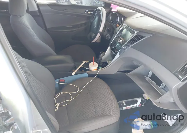 5NPEB4ACXBH088173: 42768596