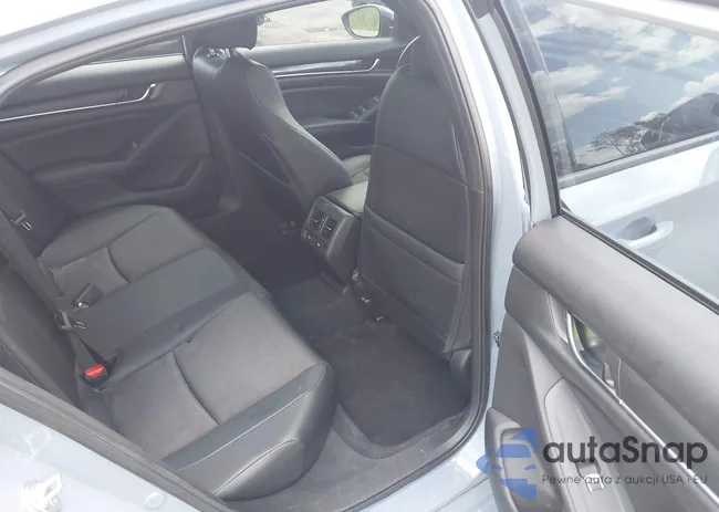 1HGCV2F38NA015778: 42768630