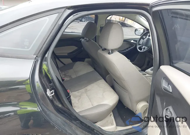 1FADP3F29DL240519: 42767738