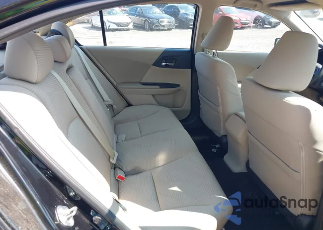 1HGCR2F32EA185042: 42767828