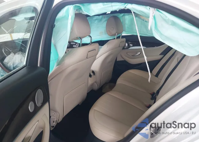 WDDZF4JB6KA546141: 42767863