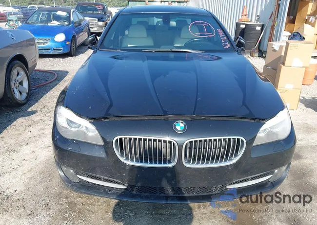 WBAFR7C52CC816658: 42767909