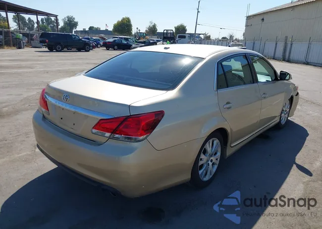 4T1BK3DB8CU471323: 42767919