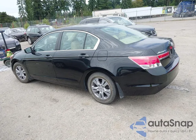 1HGCP2F67BA137936: 42767962