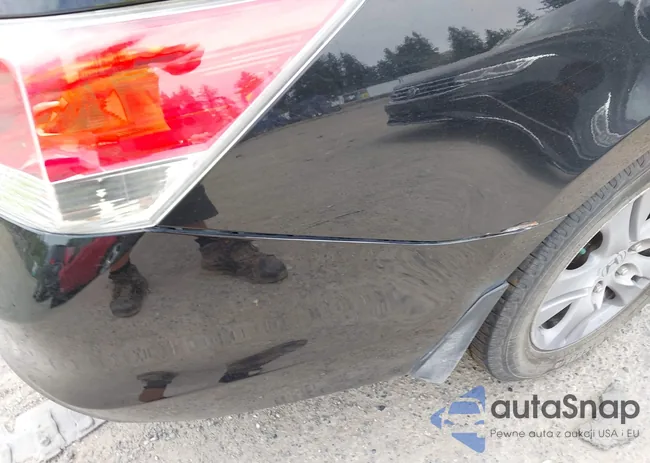 1HGCP2F67BA137936: 42767962