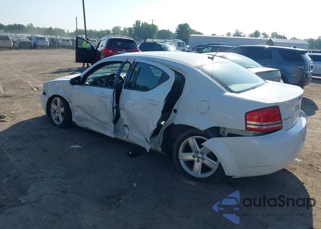 1B3LC46R78N238011: 42769058