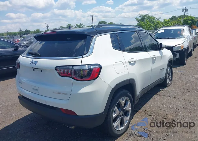 3C4NJDCB8MT557609: 42769128