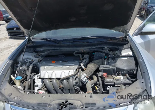 JH4CU2F64BC017795: 42769143