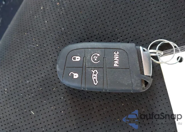 2C3CDXMG6PH705977: 42769293