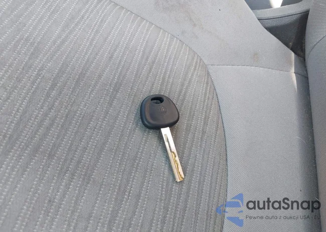 KMHCT4AE6HU236402: 42769447