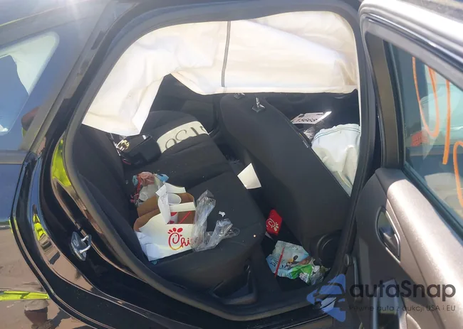 1FADP3E27GL242419: 42769501