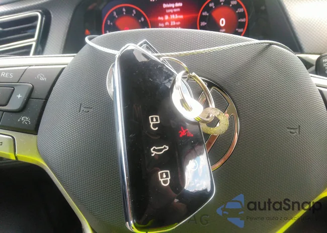 1V2CR2CA8RC561771: 42769516