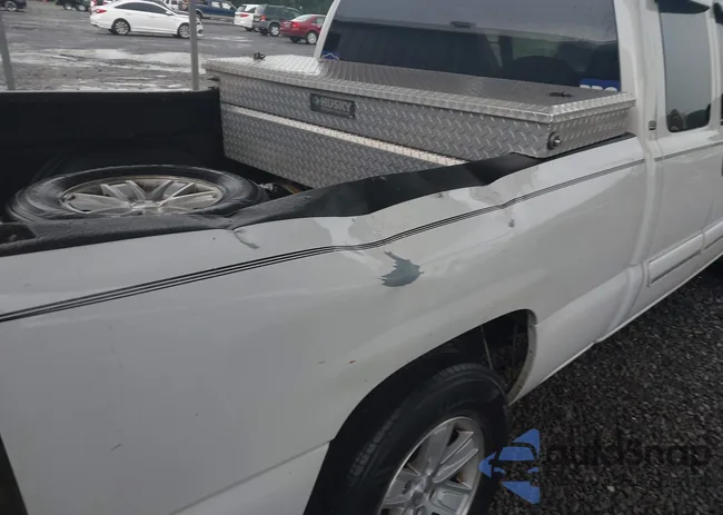 2GCEC19T041188125: 42768694