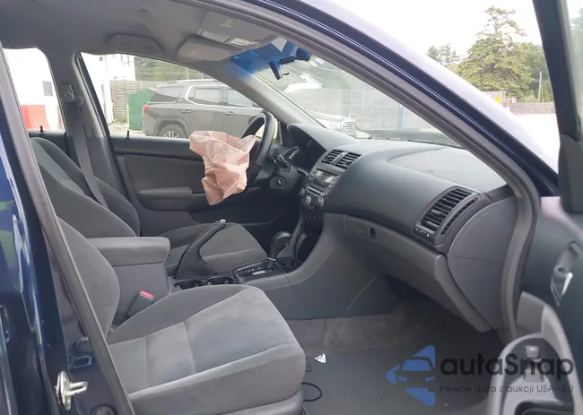 1HGCM56317A158885: 42768702