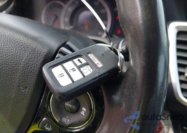 1HGCR3F02HA012296: 42768756