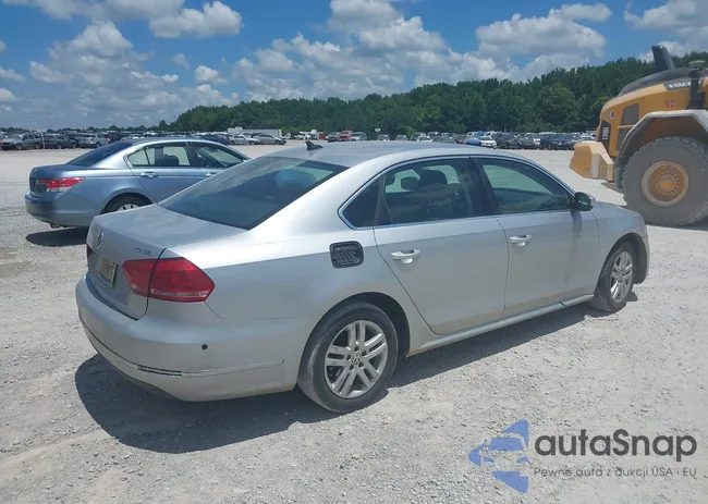 1VWCV7A35FC014271: 42768879