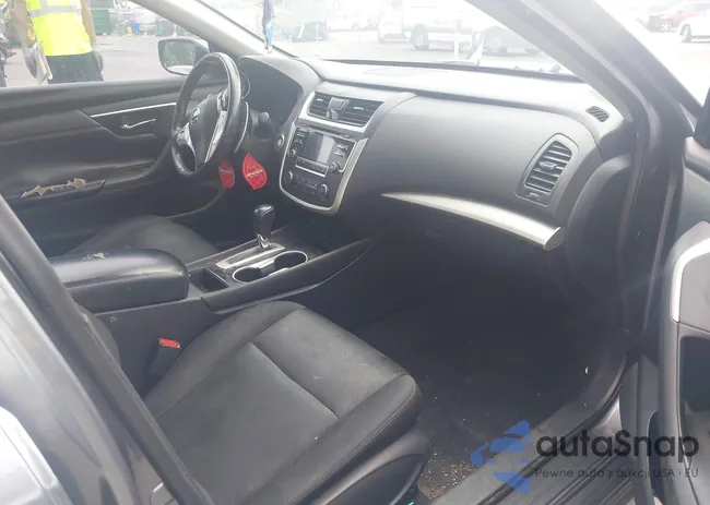 1N4AL3AP3HC296656: 42768981