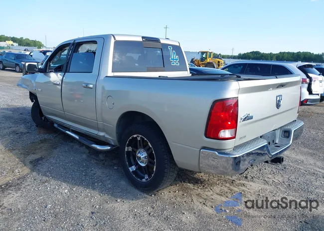 1D3HB13T99J532242: 42770095