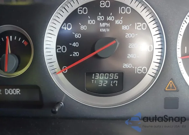 YV4952CY2D1661872: 42770138