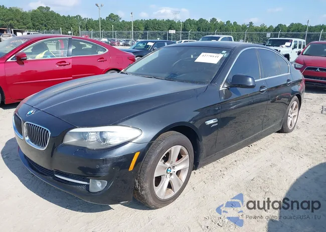 WBAXH5C58CDW10976: 42770141