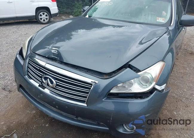 JN1BY1AR7BM370736: 42770211