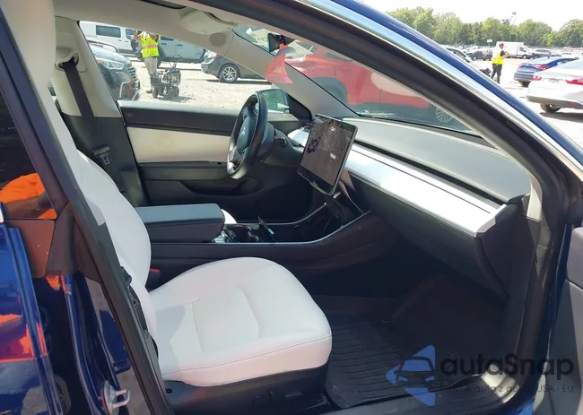 5YJ3E1EA5KF332414: 42770281