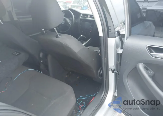 3VW2K7AJXEM287285: 42770473