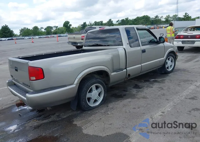 1GCCS19W7W8157085: 42770584