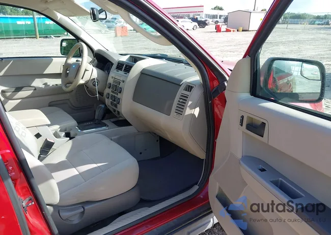 1FMCU9D73BKB61037: 42769752