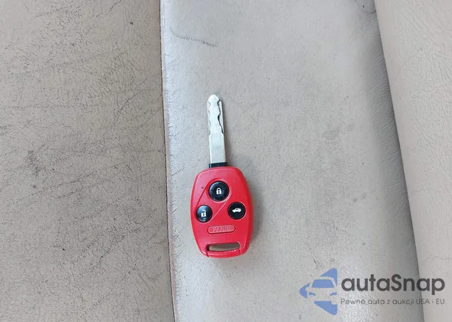 1HGCP2F71CA020072: 42769845